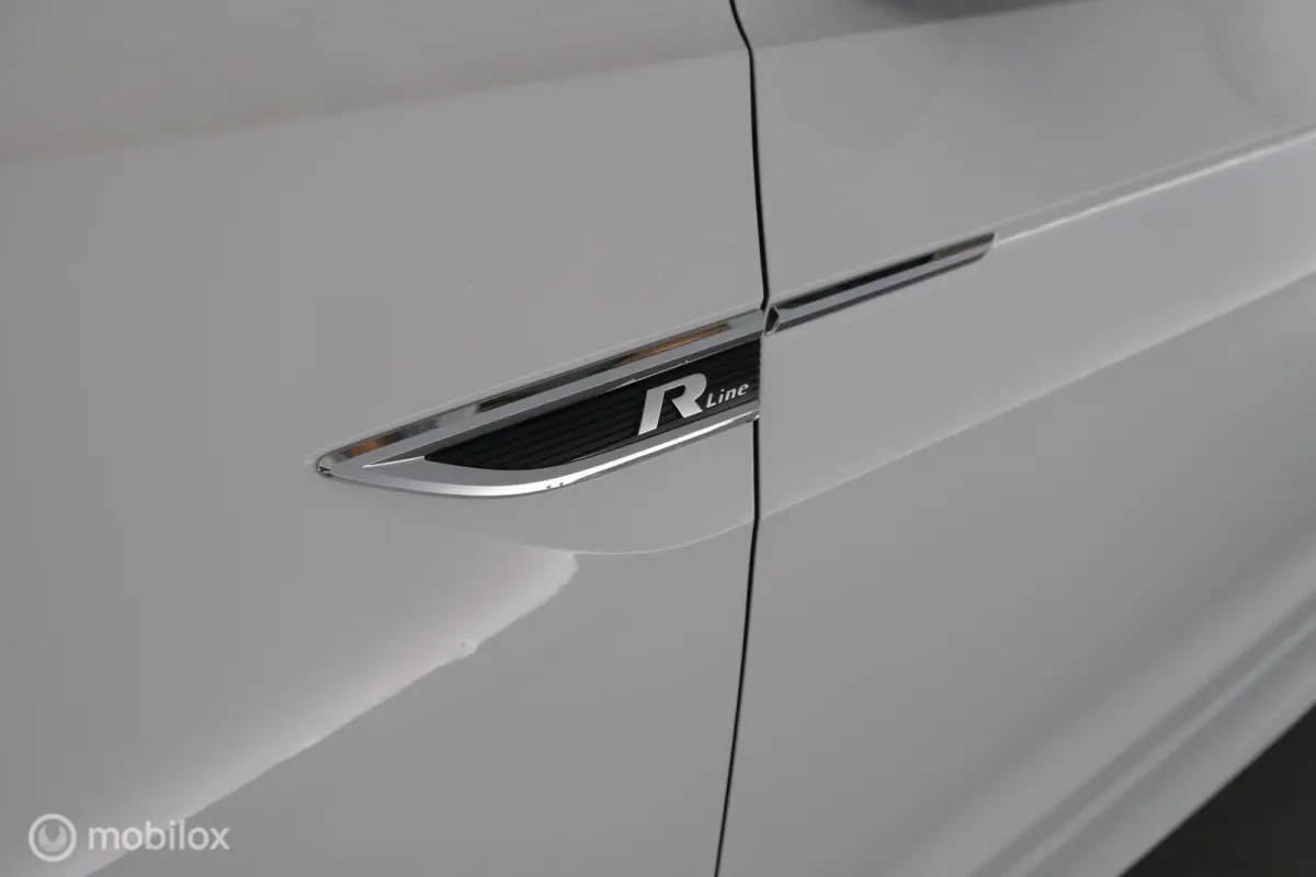 1.0 TSI DSG7 R-Line NL-auto|led|nav|cam|keyless|acc|lmv18