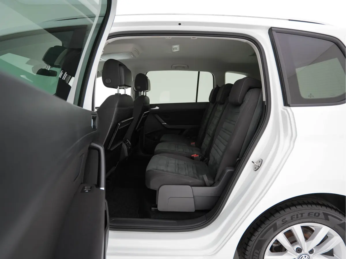 1.2 TSI Connected Series *NAVI-FULLMAP | HEATED-COMFORTSEATS | MASSAGE | PRIVACYGLASS | DAB | ECC | PDC | CRUISE | TOWBAR | 16''ALU*