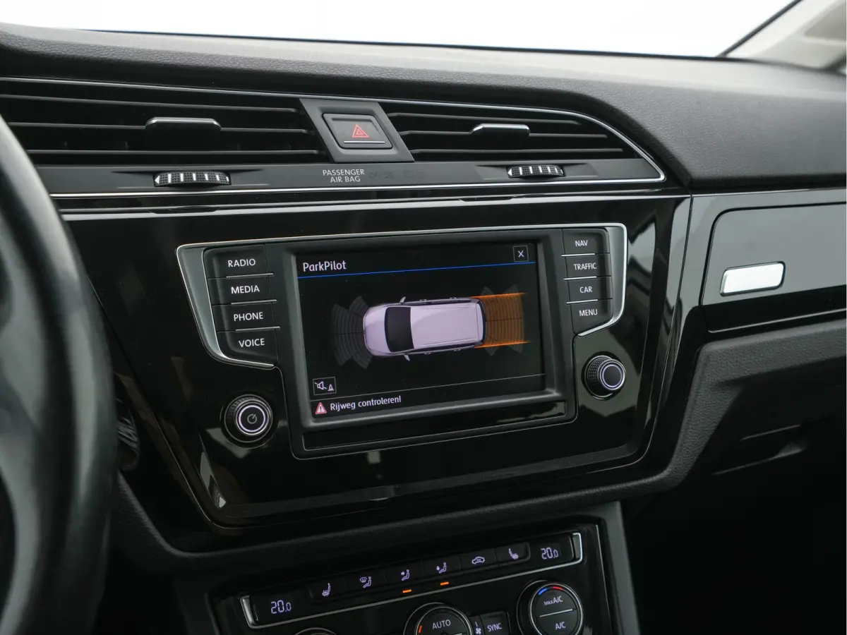 1.2 TSI Connected Series *NAVI-FULLMAP | HEATED-COMFORTSEATS | MASSAGE | PRIVACYGLASS | DAB | ECC | PDC | CRUISE | TOWBAR | 16''ALU*