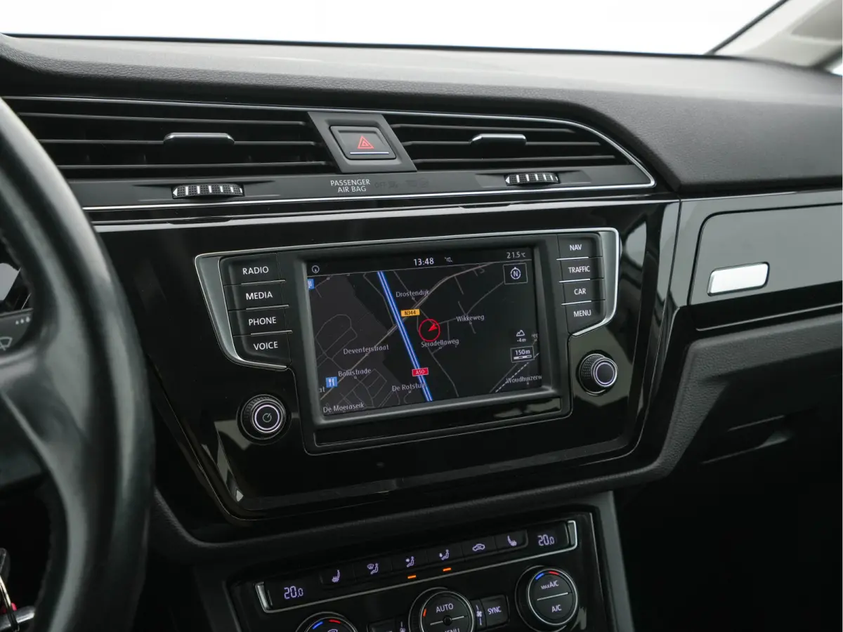 1.2 TSI Connected Series *NAVI-FULLMAP | HEATED-COMFORTSEATS | MASSAGE | PRIVACYGLASS | DAB | ECC | PDC | CRUISE | TOWBAR | 16''ALU*