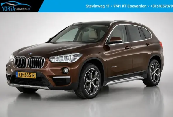 sDrive20i High Exe NL AUTO|AUTOMAAT|PANO|AFN. HAAK|HUD