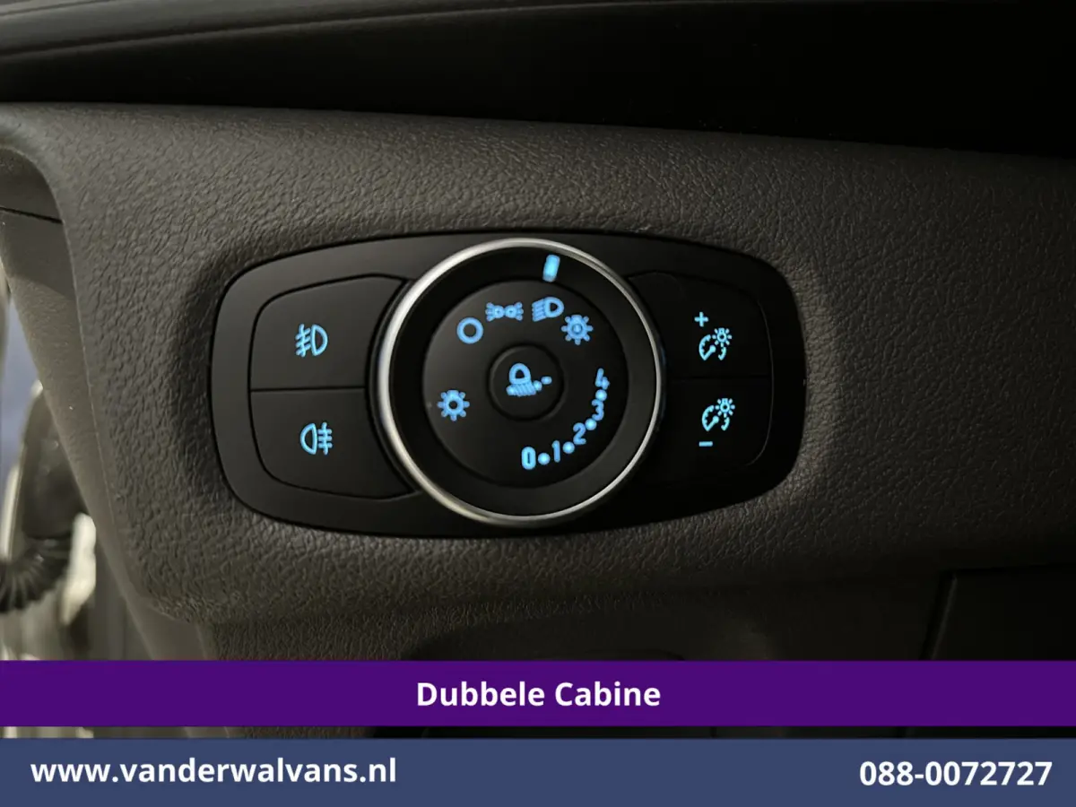 2.0 TDCI 131pk Automaat L2H1 Dubbele Cabine Euro6 Airco | 6-Zits | Camera | Navigatie | Apple Carplay Android Auto, Xenon, Cruisecontrol, Stoelverwarming, Verwarmde voorruit, Parkeersensoren