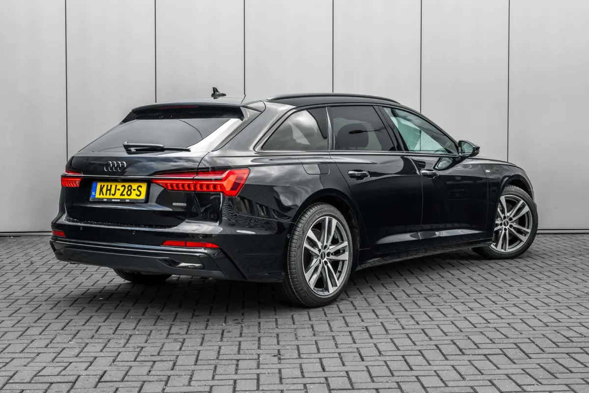 50 TFSI e quattro S edition Competition 299PK | 360 camera | Soft Close | Elek. stoelen incl geheugen | Head-up Display | Stoelverw. voor en achter |