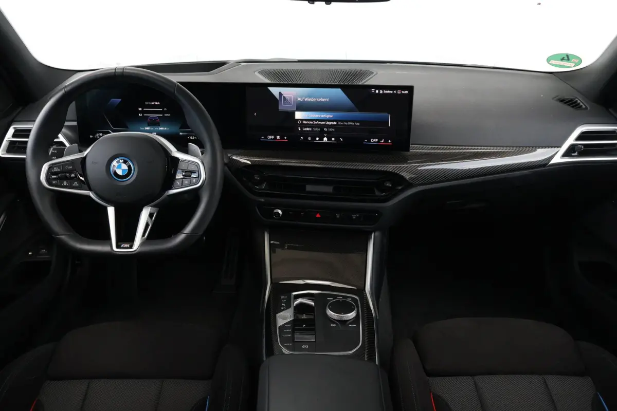 330e xDrive | SoH 100% | Sport Pakket Pro | Pano Dak | Stoel & Stuurwiel Verwarming | Trekhaak | Driving Assistant Professional | Harman Kardon | Parking Assistant Plus |