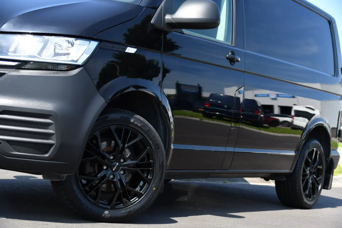 2.0 TDI L1H1 30 Black Edition Cruise, Carplay, 150PK, Automaat, Standkachel, Stoelverwarming, Sensoren, Trekhaak