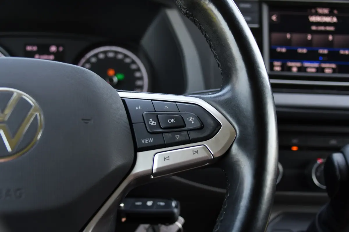 2.0 TDI L1H1 30 Black Edition Cruise, Carplay, 150PK, Automaat, Standkachel, Stoelverwarming, Sensoren, Trekhaak