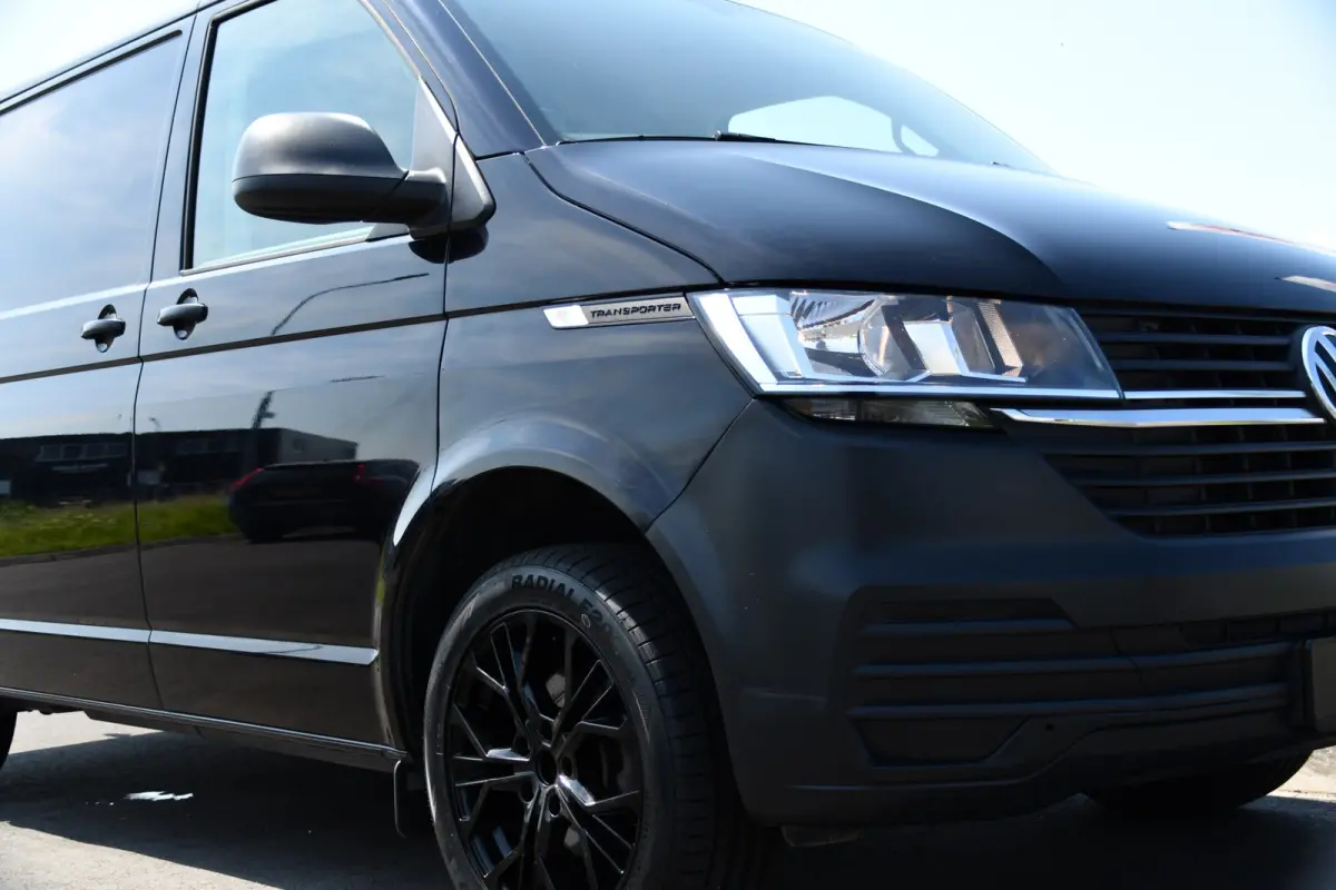 2.0 TDI L1H1 30 Black Edition Cruise, Carplay, 150PK, Automaat, Standkachel, Stoelverwarming, Sensoren, Trekhaak