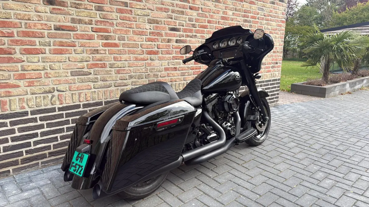 103 FLHXS Streetglide Special CVO