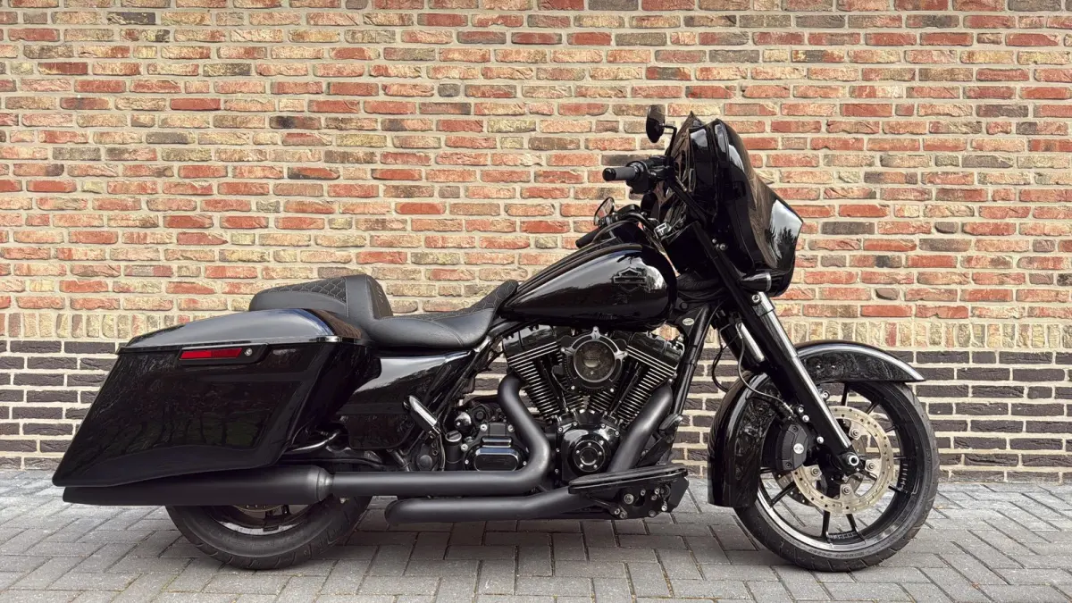 103 FLHXS Streetglide Special CVO