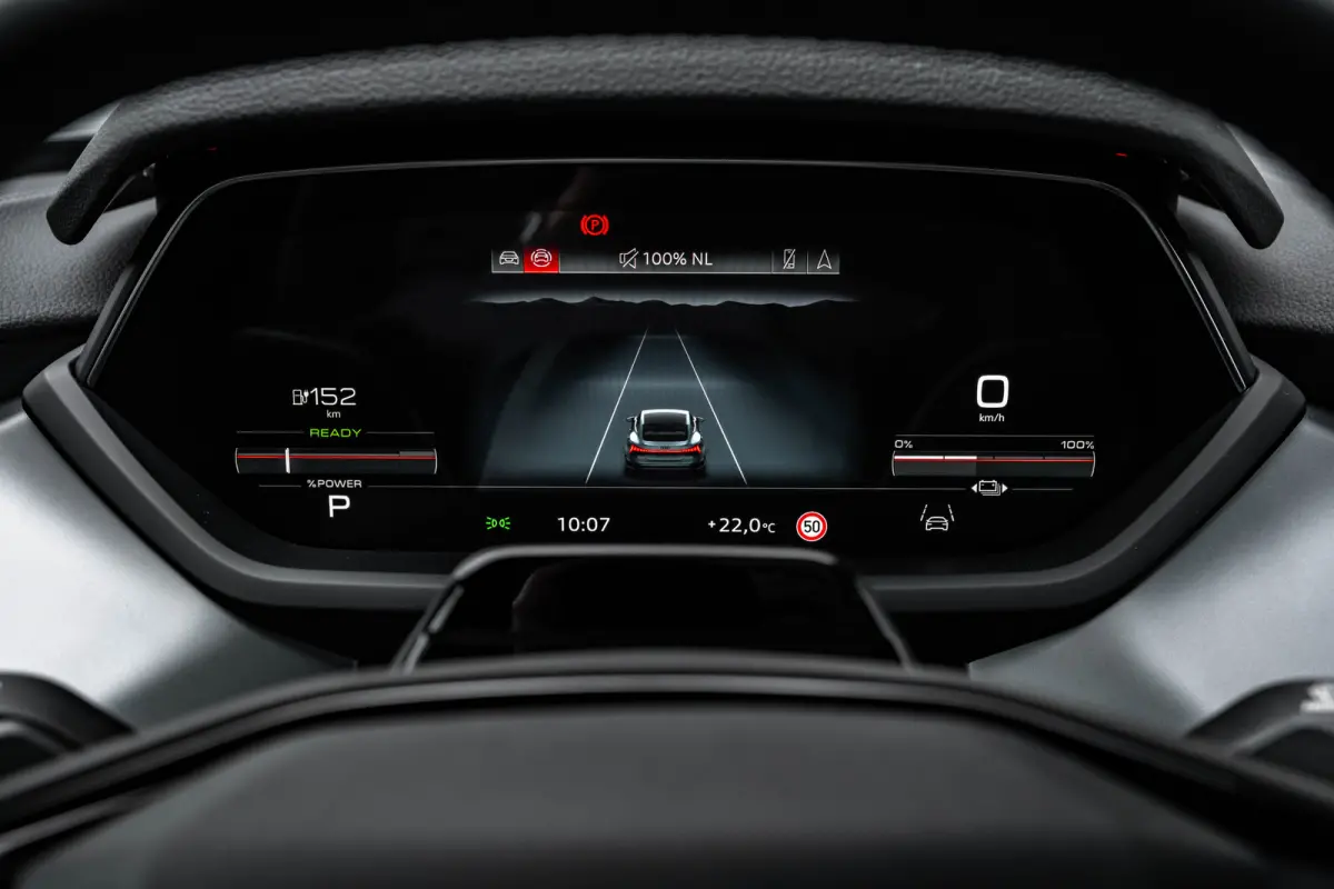 quattro 97 kWh 370 kW / 503 pk | Achterklep, automatisch bedienbaar | Audi sound system | Audi virtual cockpit