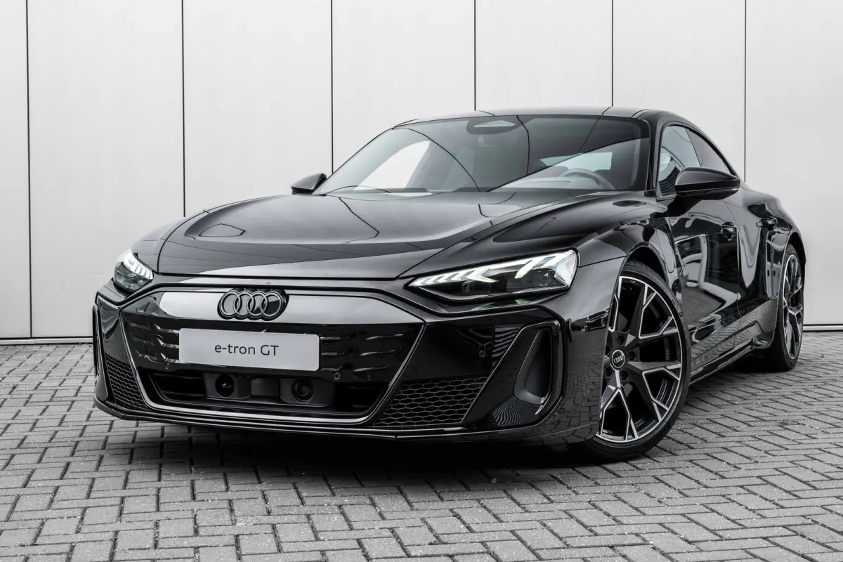 quattro 97 kWh 370 kW / 503 pk | Achterklep, automatisch bedienbaar | Audi sound system | Audi virtual cockpit