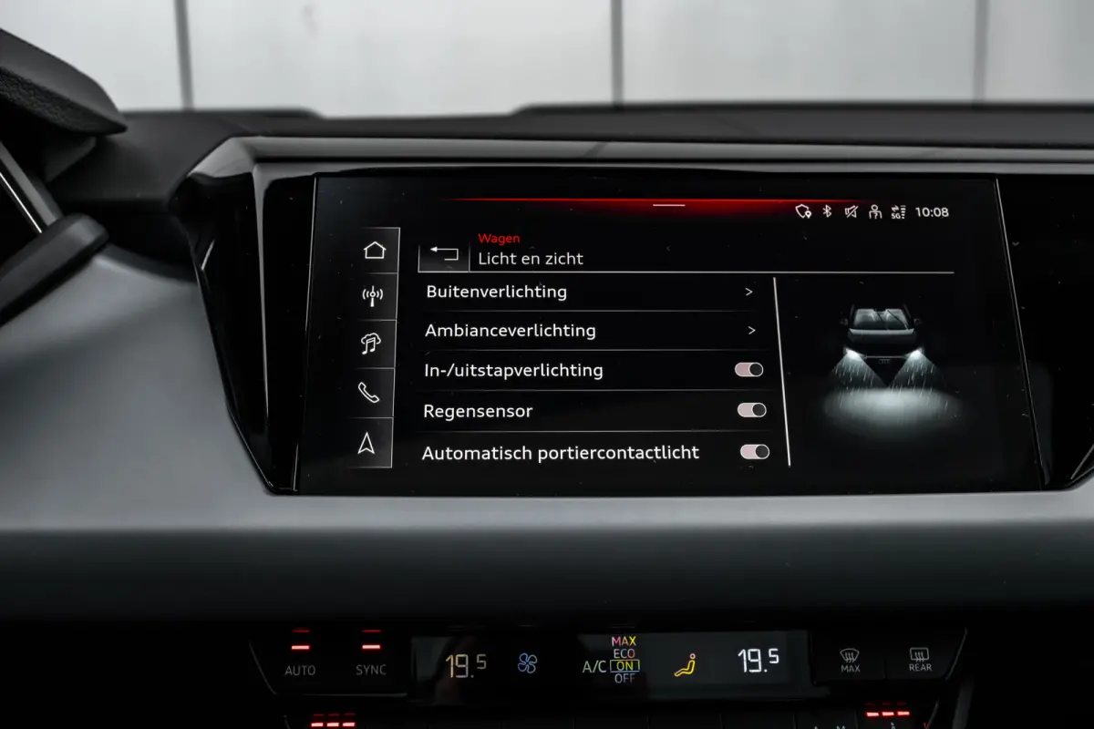 quattro 97 kWh 370 kW / 503 pk | Achterklep, automatisch bedienbaar | Audi sound system | Audi virtual cockpit