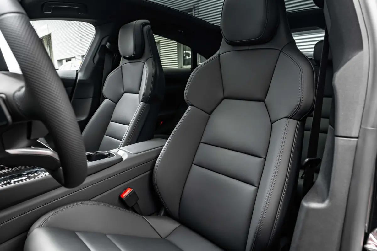 quattro 97 kWh 370 kW / 503 pk | Achterklep, automatisch bedienbaar | Audi sound system | Audi virtual cockpit