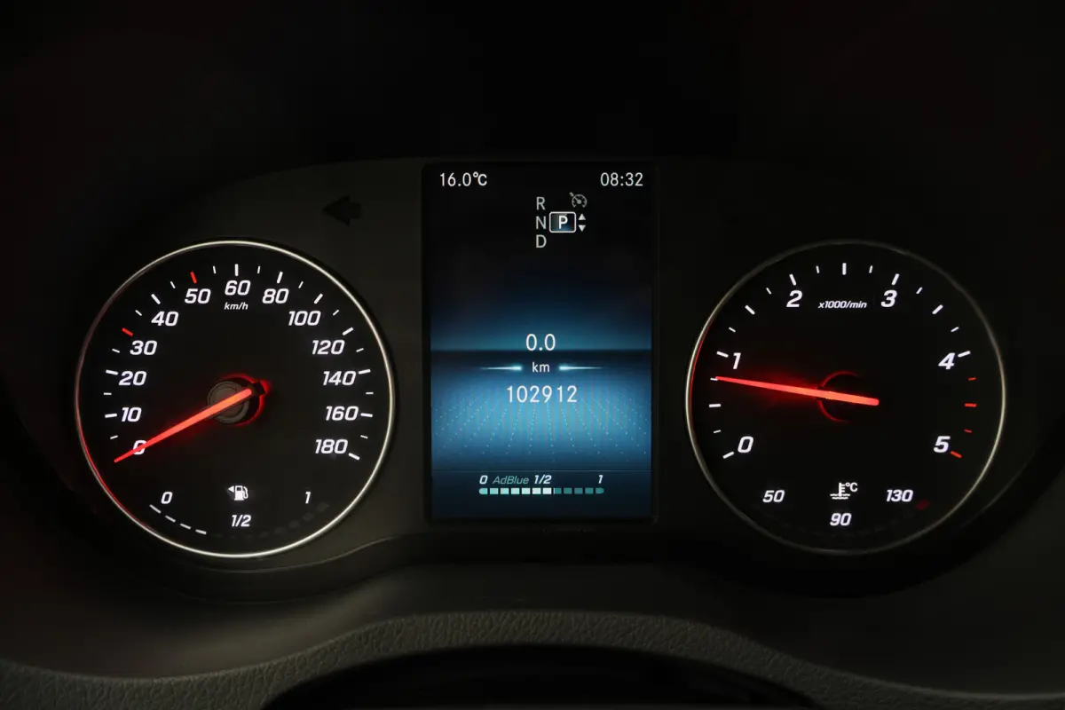 315 CDI L2H2 DC 6-Zits, Camera, Cruise, Apple Carplay, LED, Chauffersstoel, PDC, 18''