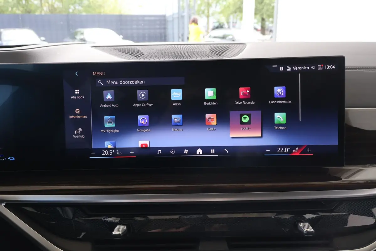 xDrive50e | SOH 100% | M Sportpakket Pro | Skylounge Panorama Dak | Driving Assistant Professional | Softclose