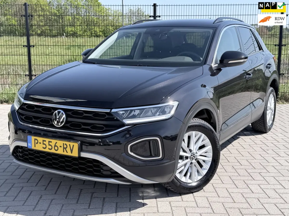 1.0 TSI Life | Camera | Carplay | PDC | ACC | NAV