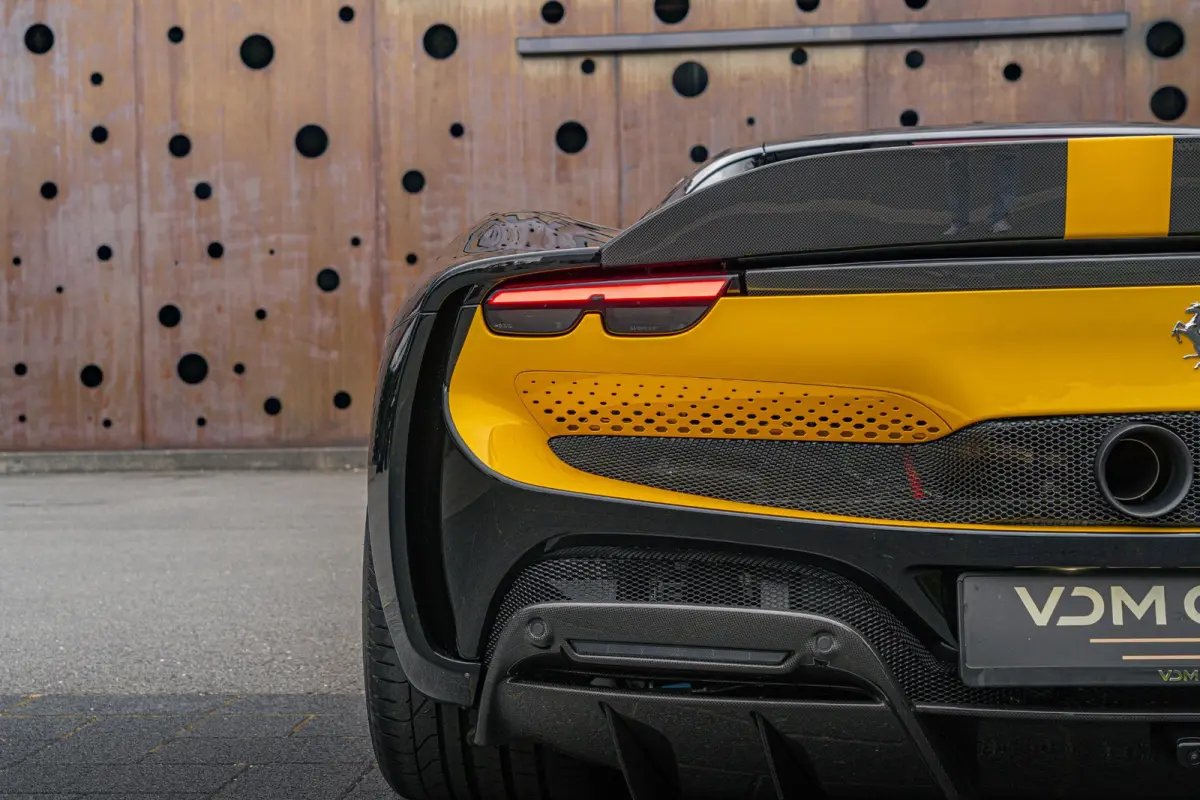 3.0 V6 N-LARGO | Assetto Fiorano | 1 OF 15 | Full Carbon | Painted Shields | CarPlay | Elec. Seats |