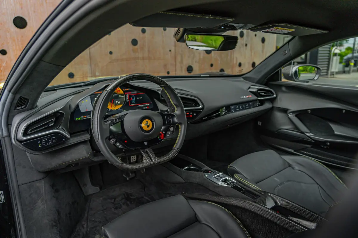 3.0 V6 N-LARGO | Assetto Fiorano | 1 OF 15 | Full Carbon | Painted Shields | CarPlay | Elec. Seats |
