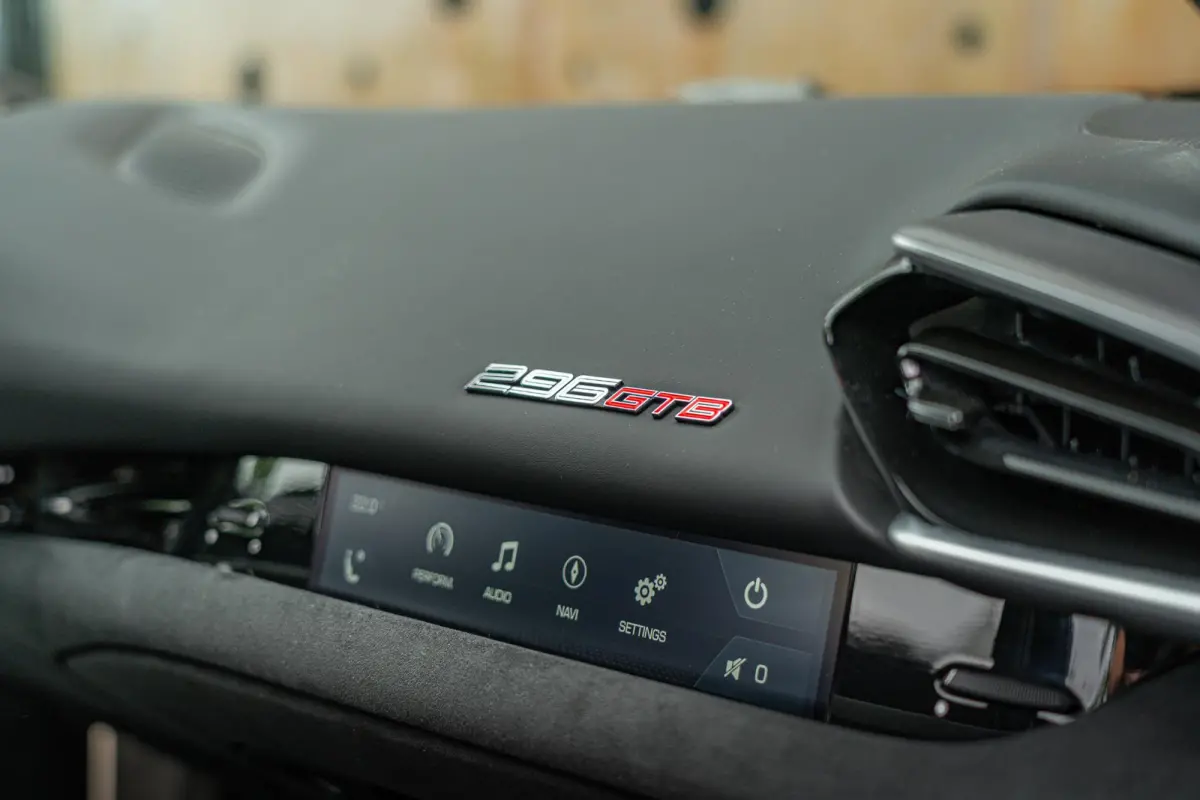3.0 V6 N-LARGO | Assetto Fiorano | 1 OF 15 | Full Carbon | Painted Shields | CarPlay | Elec. Seats |
