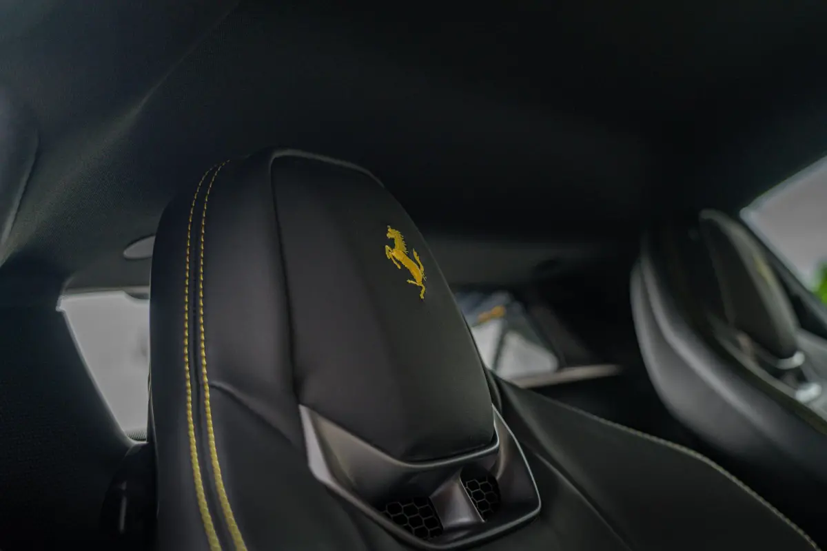 3.0 V6 N-LARGO | Assetto Fiorano | 1 OF 15 | Full Carbon | Painted Shields | CarPlay | Elec. Seats |