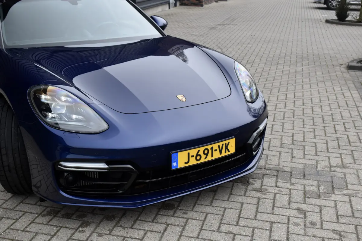2.9 4 E-Hybrid 462pk SportDesign | Pano | ACC | 21'' Wielen | Matrix PDLS+ | Bose | Achterasbesturing | Head-Up | Stoelventilatie |