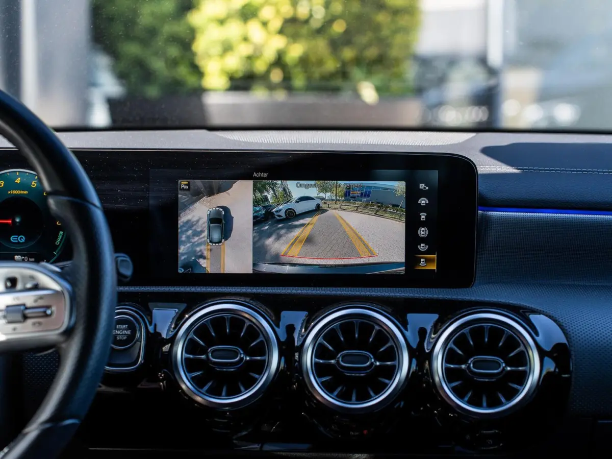 A250e AMG Line|PANO|SFEER|ACC|360°|18''