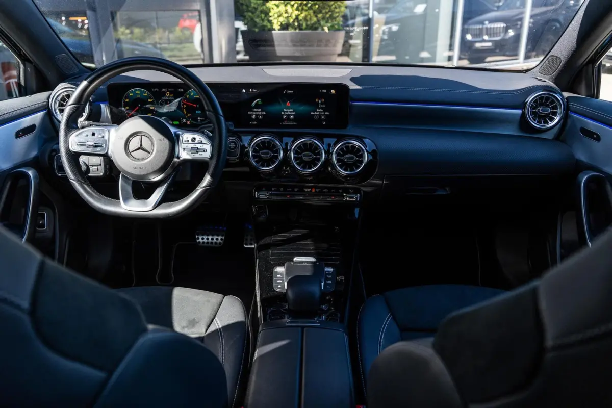 A250e AMG Line|PANO|SFEER|ACC|360°|18''
