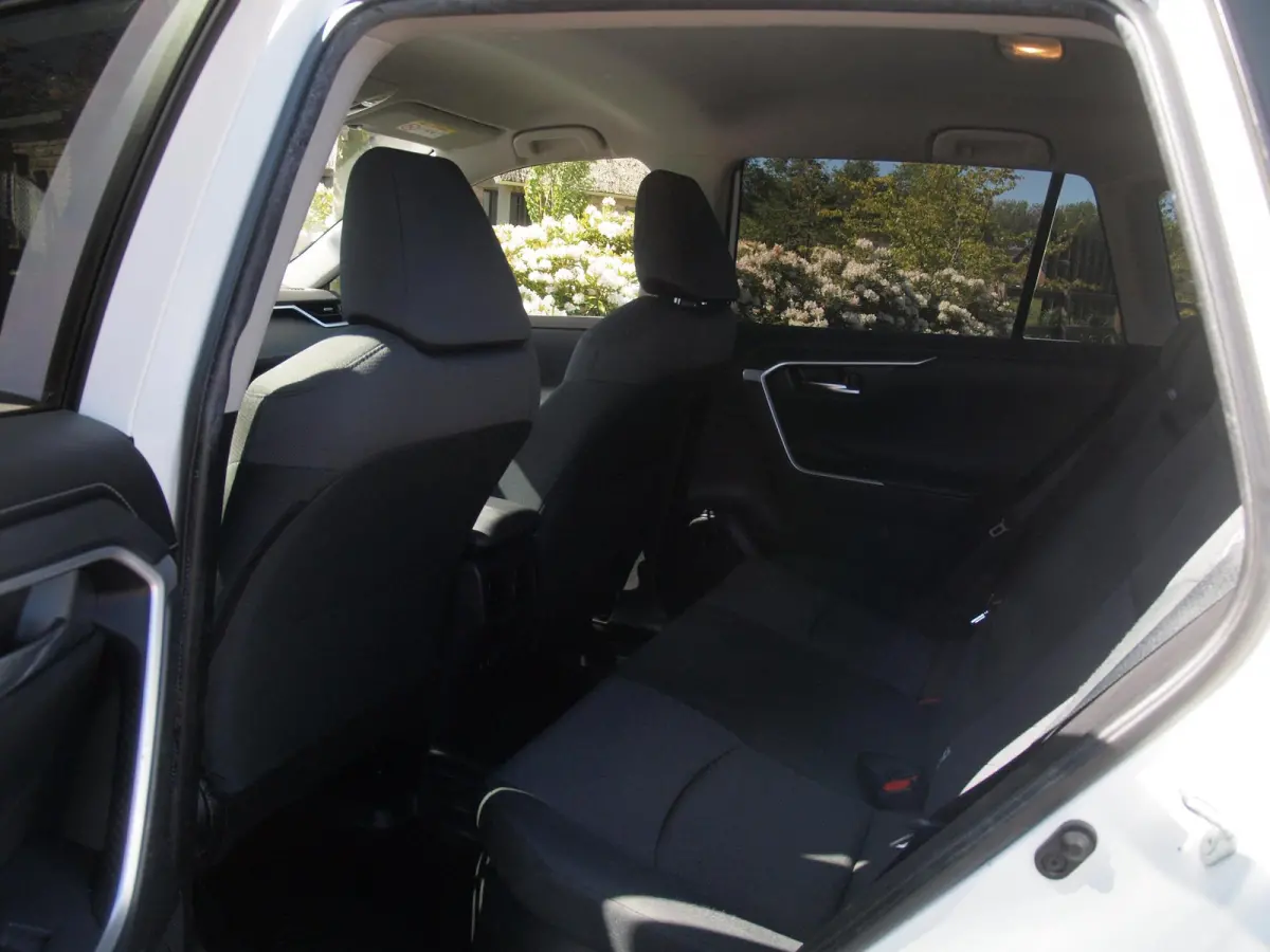 2.5 Hybrid AWD Active | Camera | Trekhaak 1650 trek gewicht | Apple Carplay | Navi | Cruise Control | NL-Auto |