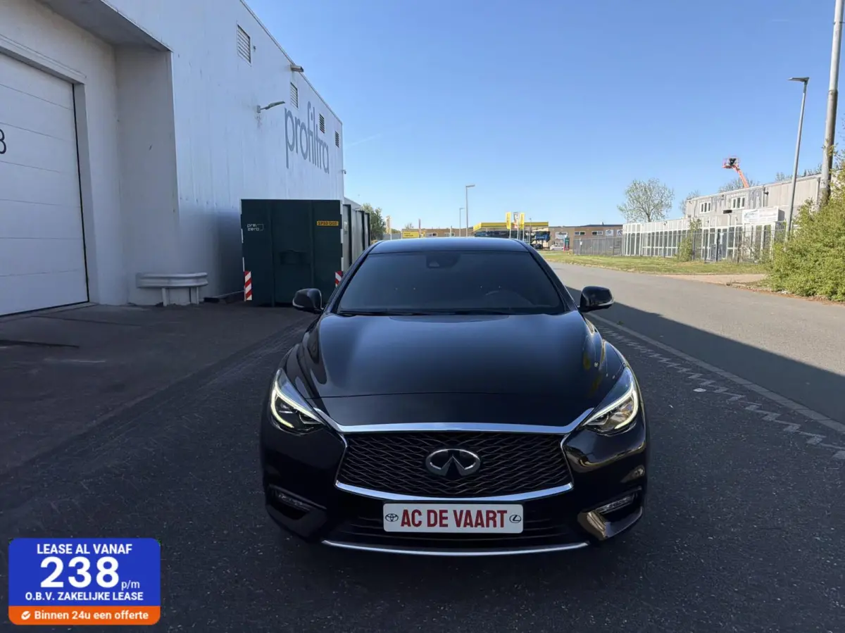 Infiniti Q30 2017 Benzine Handgeschakeld leasen