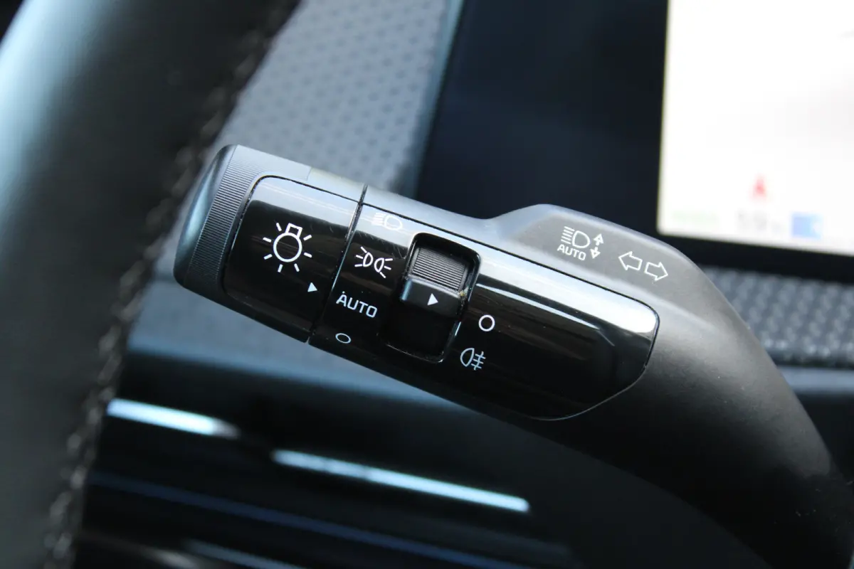 Plus 58 kWh | Achteruitrijcamera | DAB ontvanger | Keyless entry