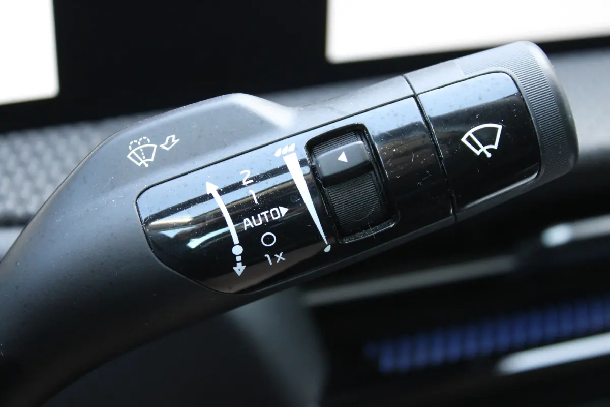 Plus 58 kWh | Achteruitrijcamera | DAB ontvanger | Keyless entry