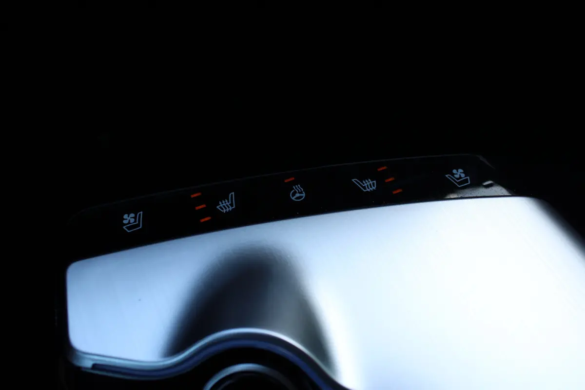 Plus 58 kWh | Achteruitrijcamera | DAB ontvanger | Keyless entry