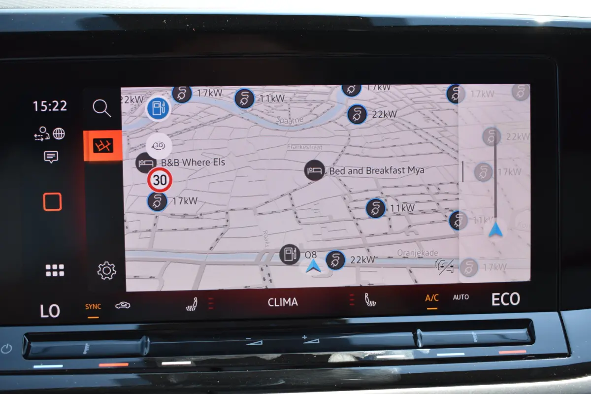 Bulli eHybrid lang 4MOTION |  Verlaagd dynamisch onderstel | 'App-Connect' draadloze smartphone integratie | 4 seizoenen banden