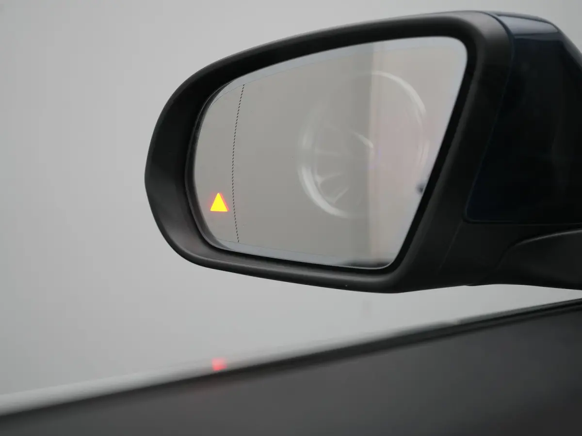 250 e Style PHEV 218pk Dealer O.H. | Panodak | Adaptive Cruise | 360 Camera | Sportstoelen Memory & Verwarmd | Sfeerverlichting | Blis | Keyless | Apple Carplay | Navigatie | DAB | Plug In H
