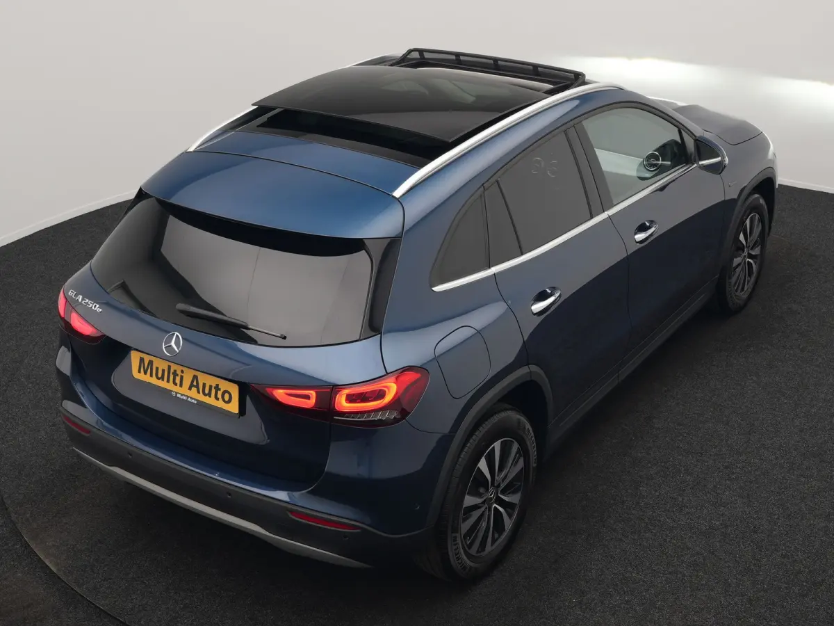 250 e Style PHEV 218pk Dealer O.H. | Panodak | Adaptive Cruise | 360 Camera | Sportstoelen Memory & Verwarmd | Sfeerverlichting | Blis | Keyless | Apple Carplay | Navigatie | DAB | Plug In H