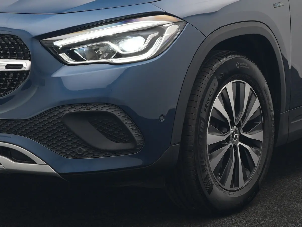 250 e Style PHEV 218pk Dealer O.H. | Panodak | Adaptive Cruise | 360 Camera | Sportstoelen Memory & Verwarmd | Sfeerverlichting | Blis | Keyless | Apple Carplay | Navigatie | DAB | Plug In H