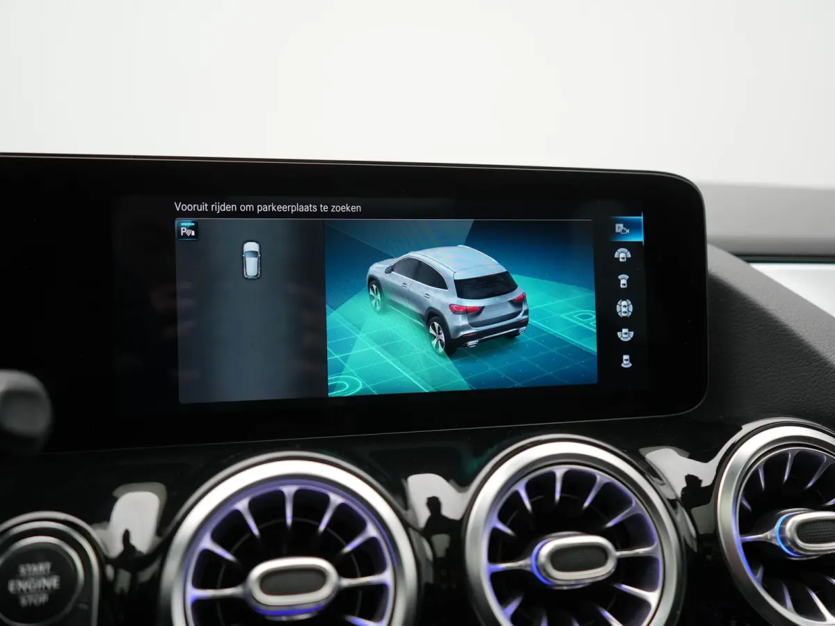 250 e Style PHEV 218pk Dealer O.H. | Panodak | Adaptive Cruise | 360 Camera | Sportstoelen Memory & Verwarmd | Sfeerverlichting | Blis | Keyless | Apple Carplay | Navigatie | DAB | Plug In H