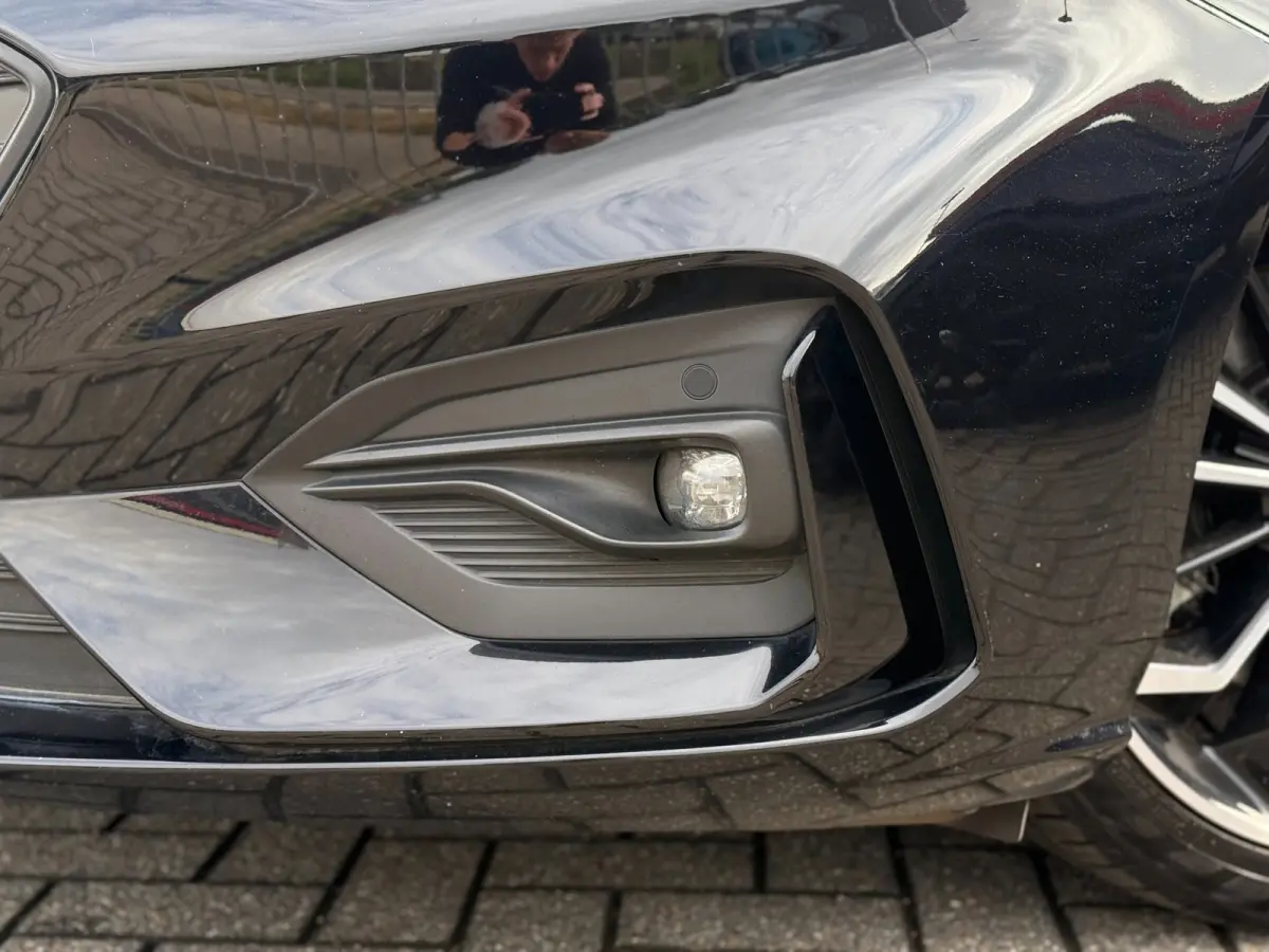 1.0 EcoBoost ST Line Business | Leder | LED