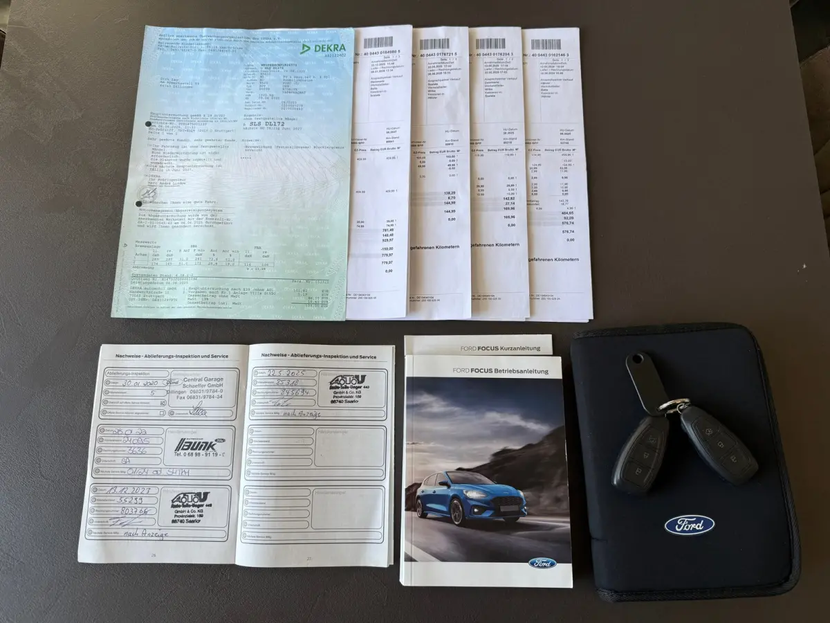 1.0 EcoBoost ST Line Business | Leder | LED