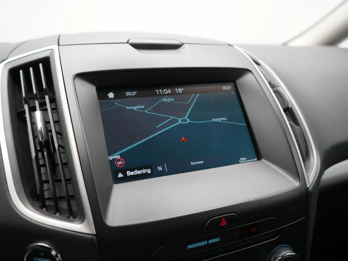 2.0 Titanium Automaat 7 Persoons 241pk | Camera | Apple Carplay | Voorstoelen Verwarmd | LED Koplampen | Cruise Control | Navigatie | 19"L.M |