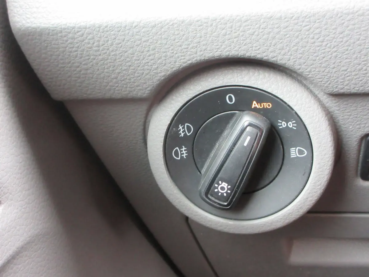 2.0 TDI L2, Met Airco, Navigatie, Apple CarPlay, PDC, Trekhaak.