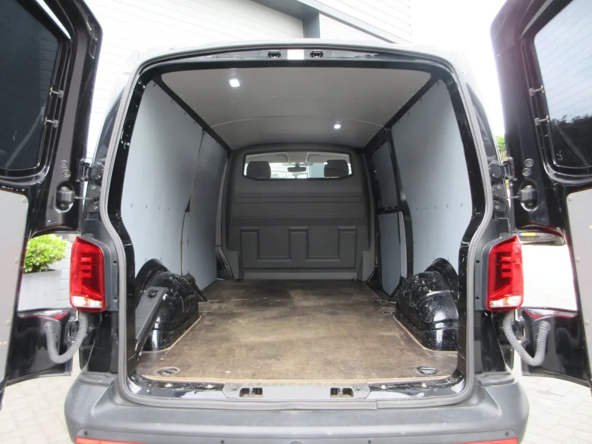 2.0 TDI L2, Met Airco, Navigatie, Apple CarPlay, PDC, Trekhaak.