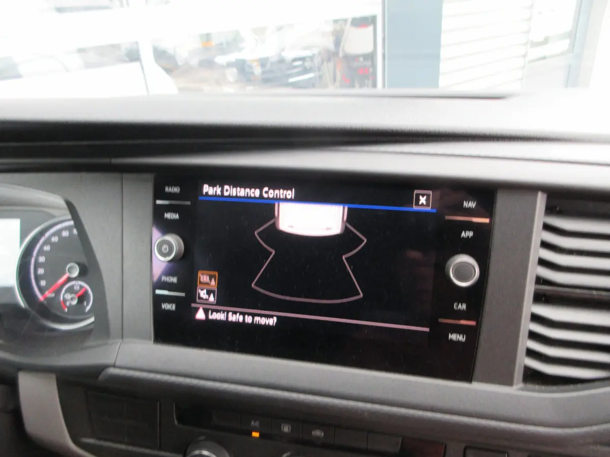 2.0 TDI L2, Met Airco, Navigatie, Apple CarPlay, PDC, Trekhaak.