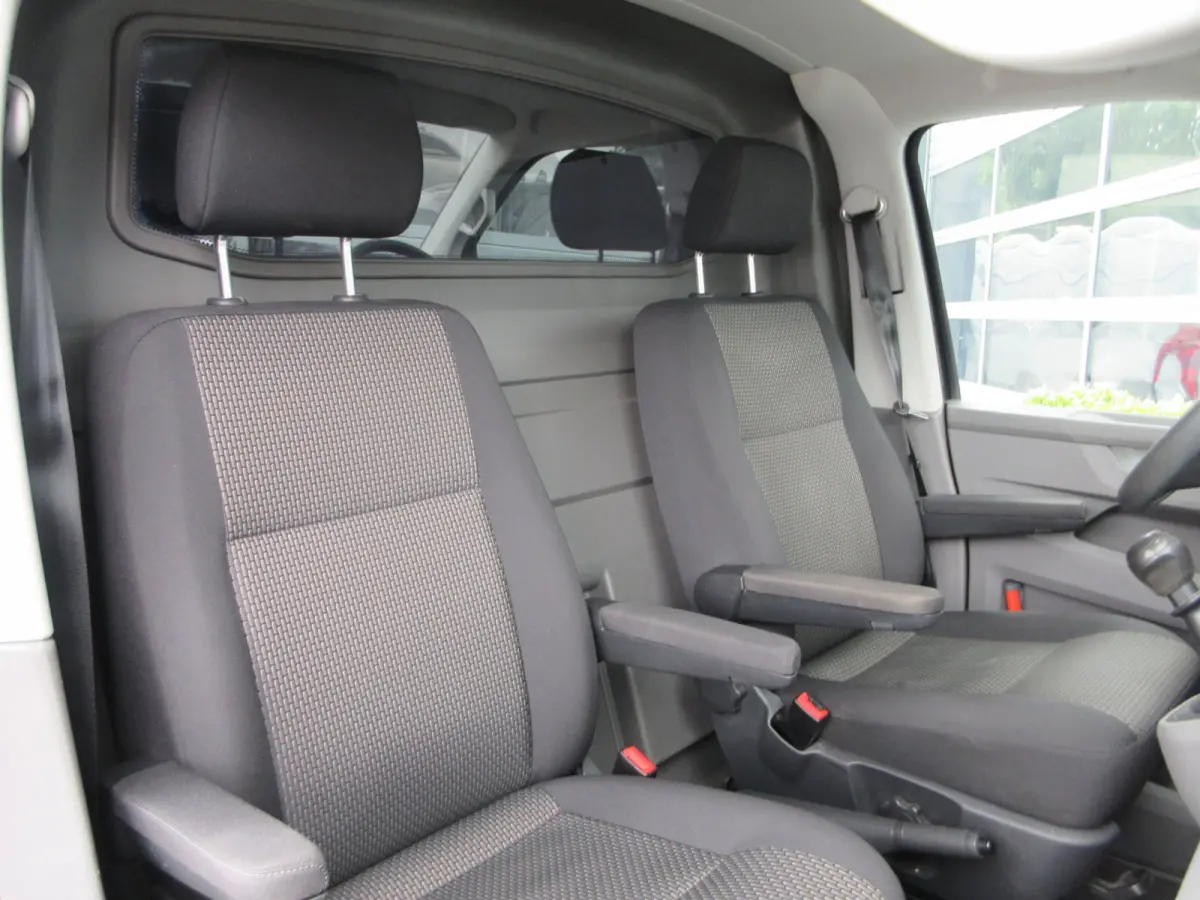 2.0 TDI L2, Met Airco, Navigatie, Apple CarPlay, PDC, Trekhaak.