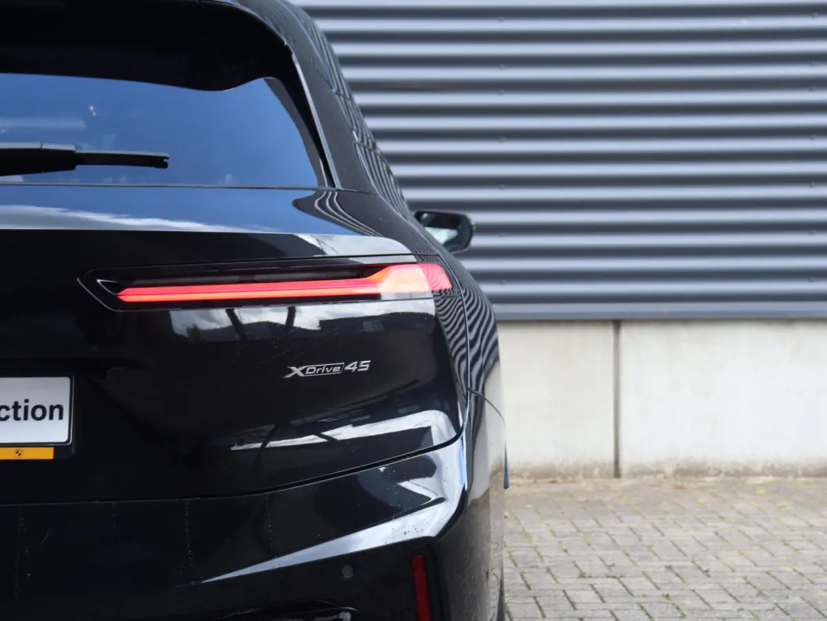 xDrive45 | M Sport Pro | Trekhaak | Head up | Driving Assistant Prof. | Parking Assistant prof. | Harman Kardon | Stoelventilatie  | SOH 99% | 22'' LMV