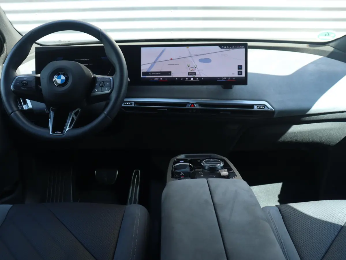xDrive45 | M Sport Pro | Trekhaak | Head up | Driving Assistant Prof. | Parking Assistant prof. | Harman Kardon | Stoelventilatie  | SOH 99% | 22'' LMV