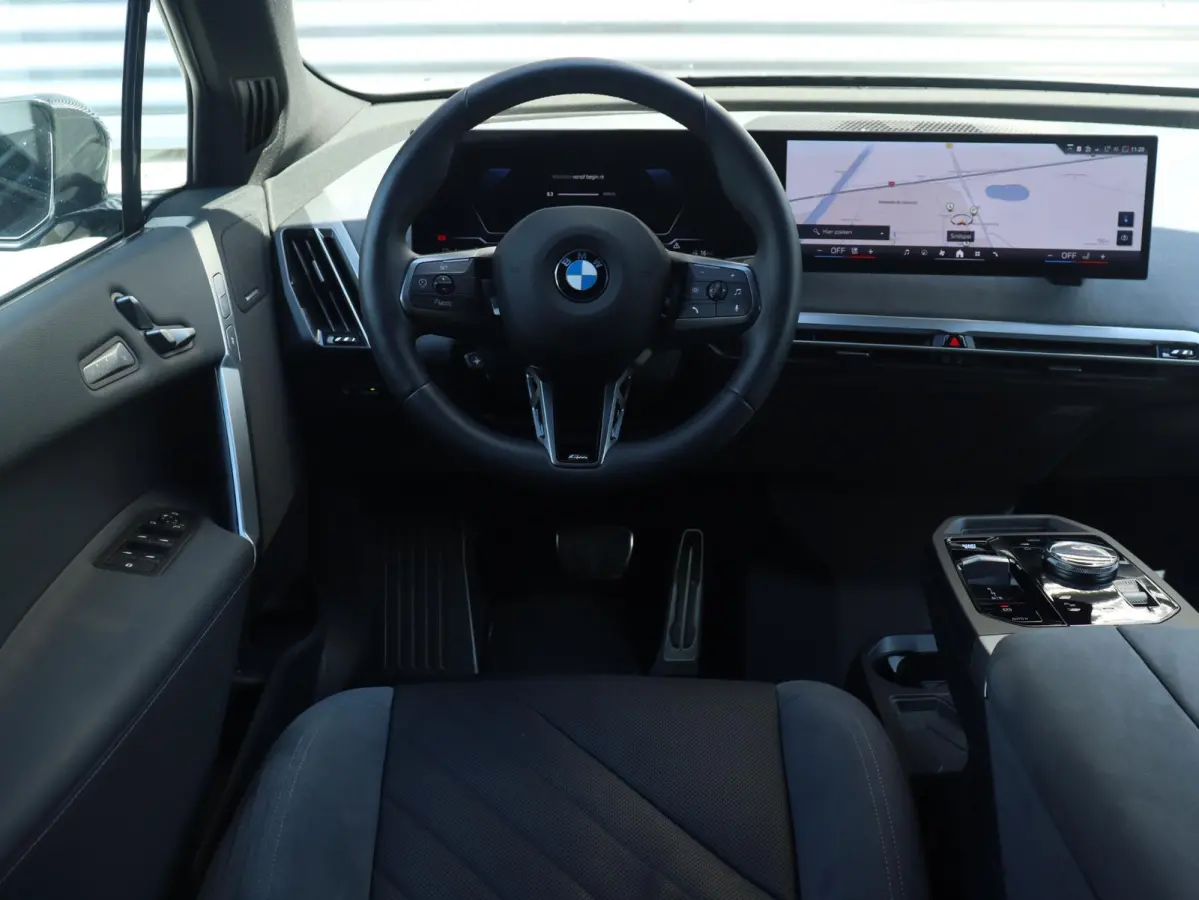 xDrive45 | M Sport Pro | Trekhaak | Head up | Driving Assistant Prof. | Parking Assistant prof. | Harman Kardon | Stoelventilatie  | SOH 99% | 22'' LMV