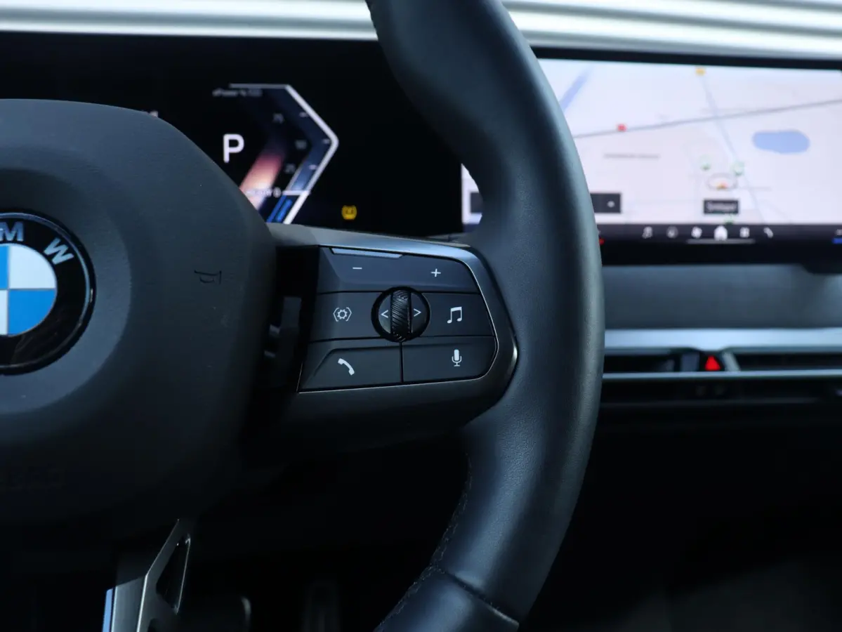 xDrive45 | M Sport Pro | Trekhaak | Head up | Driving Assistant Prof. | Parking Assistant prof. | Harman Kardon | Stoelventilatie  | SOH 99% | 22'' LMV
