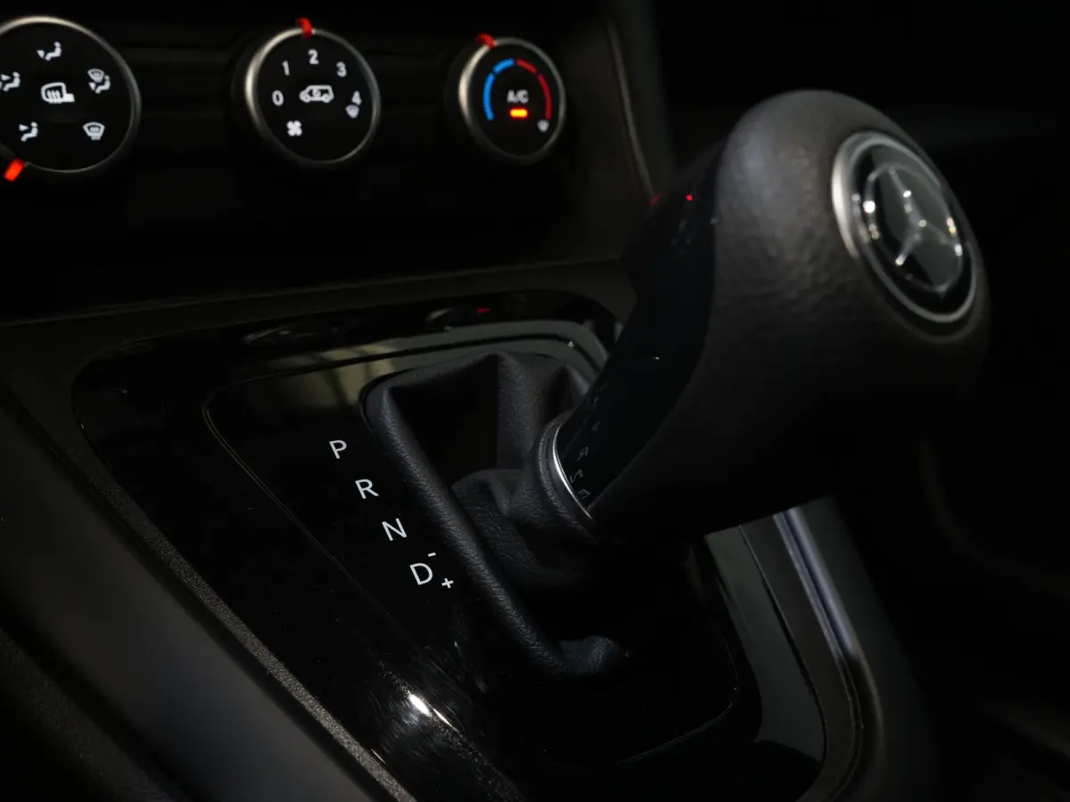 110 CDI Aut. Stoelverw./ Carplay/ Cruise/ Camera/ Trekhaak/ DAB