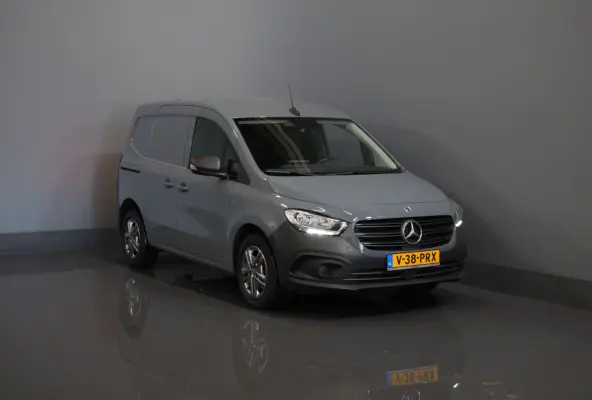 110 CDI Aut. Stoelverw./ Carplay/ Cruise/ Camera/ Trekhaak/ DAB